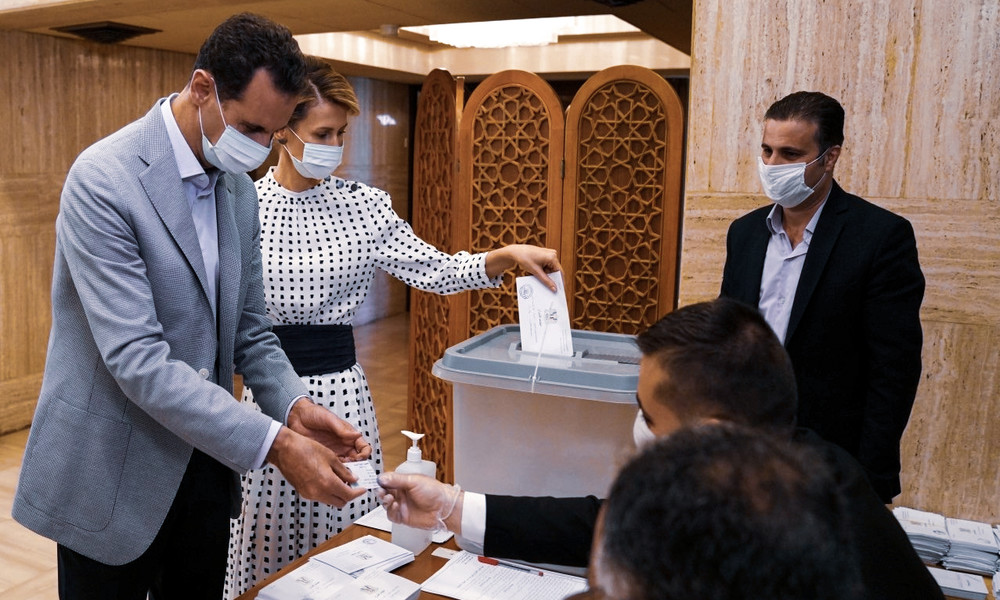 Syrien: Washington empört über Parlamentswahlen – Assads Partei gewinnt bei geringer Beteiligung