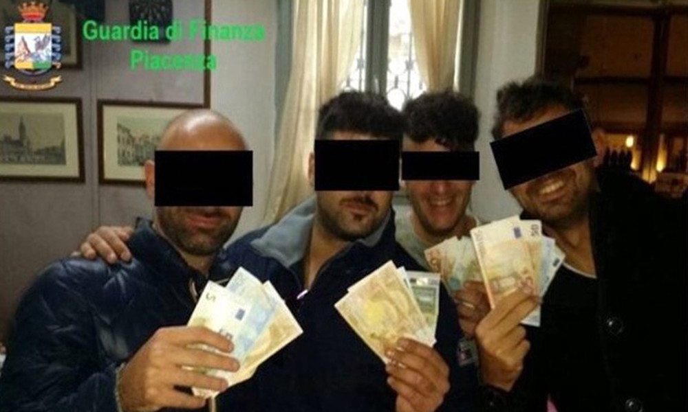 "Nichts in diesen Baracken war legal": Polizeikaserne in Italien beschlagnahmt, Offiziere verhaftet