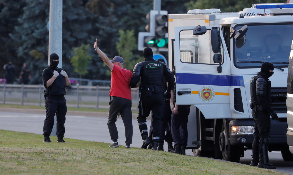Weißrussland: Festnahmen vor neuer Protestaktion – Auch RT-Korrespondent in Minsk festgenommen