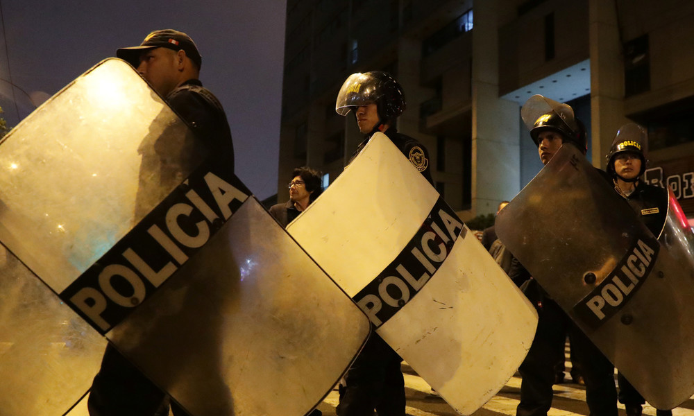 Razzia gegen Party trotz Corona-Einschränkungen in Peru: 13 Gäste sterben im Gedränge