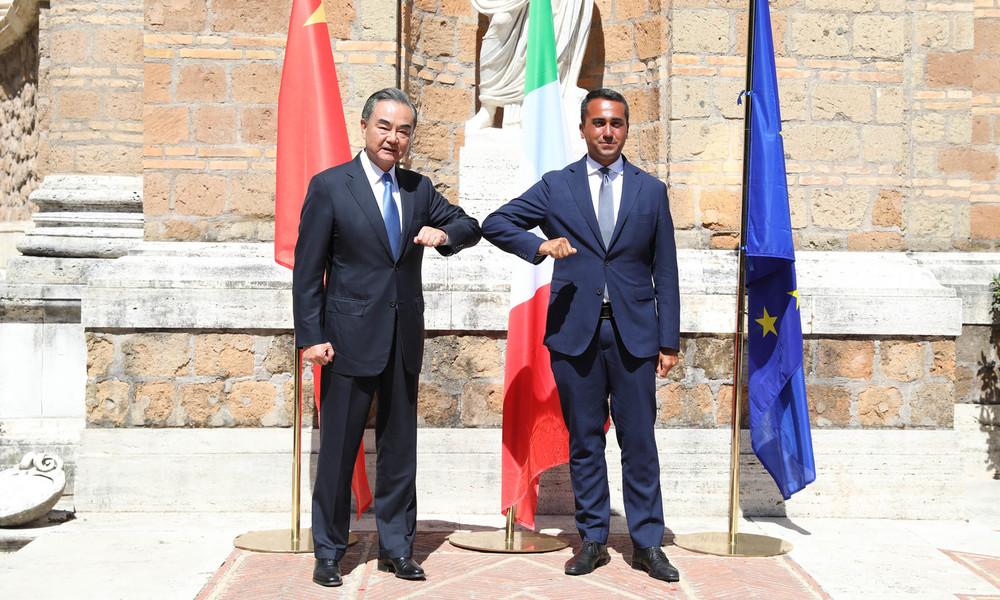 Europareise: Chinas Außenminister besucht Italien als erste Station