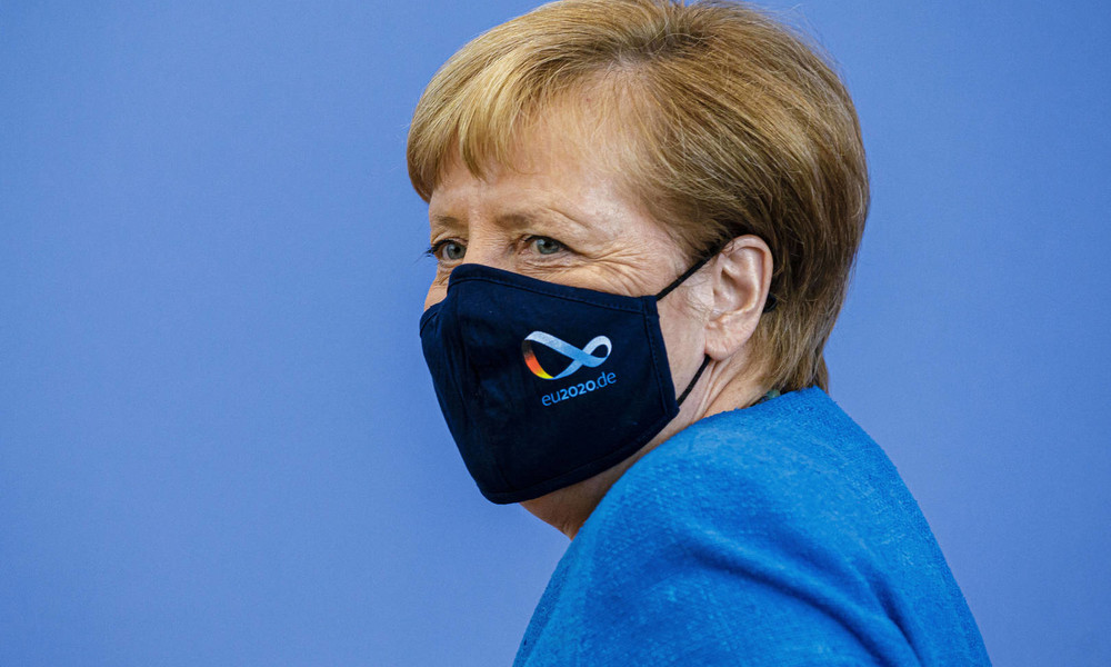 Merkel kündigt auf Sommer-Pressekonferenz schwierige Monate wegen der Corona-Krise an