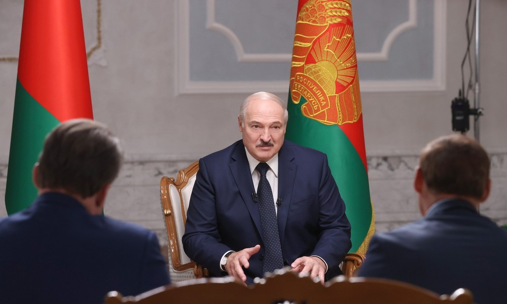 Lukaschenko zu RT-Chefredakteurin Margarita Simonjan: "Kolesnikowa wollte in die Ukraine flüchten"