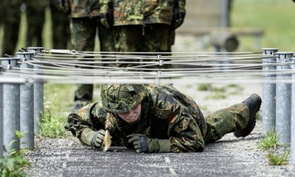 Die Bundeswehr wird weiblicher: Anpassung der Dienstgradbezeichnungen