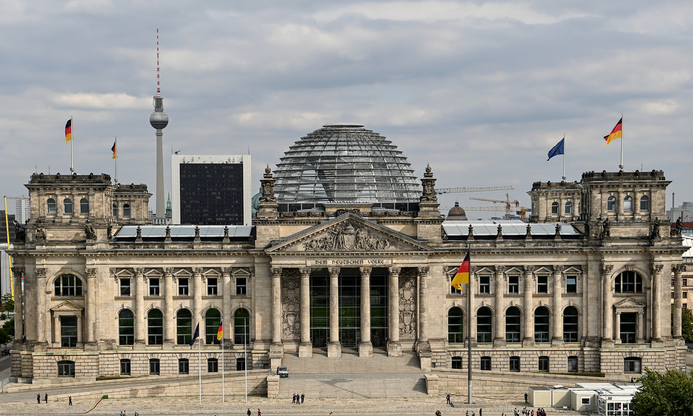 Falscher Alarm im Bundestag: Verdächtiges Paket an Lauterbach entpuppt sich als harmlos