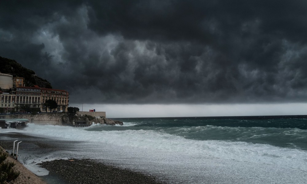 Vermisste und Schäden nach Unwettern in Frankreich und Italien