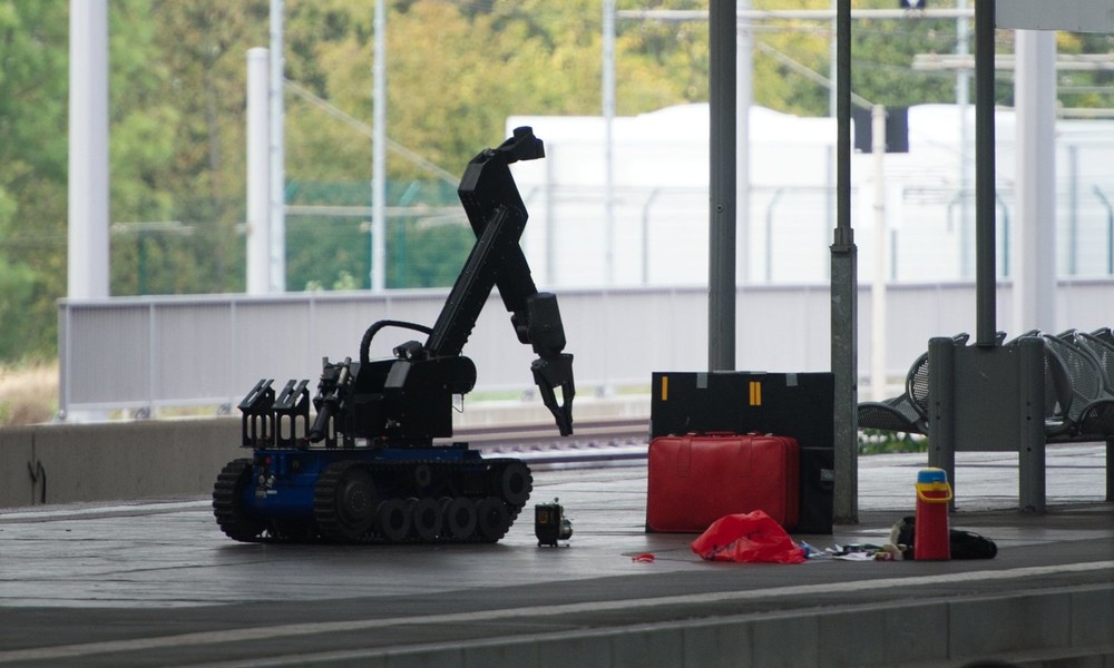 Köln: Reinigungskraft entdeckt Bombe in Zug