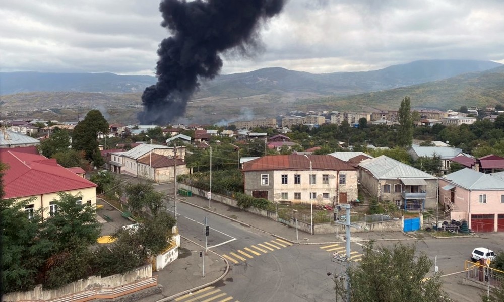 Kampfhandlungen in Bergkarabach: Konfliktseiten werfen einander Raketenangriffe auf Zivilisten vor