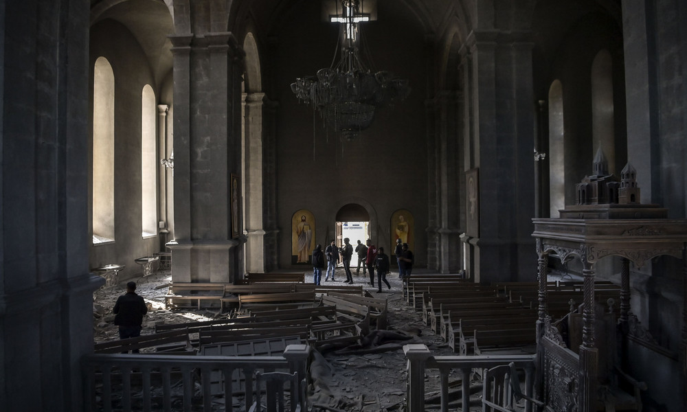 Bergkarabach: Armenische Kirche bei Luftangriff zerbombt – mehrere Menschen verletzt