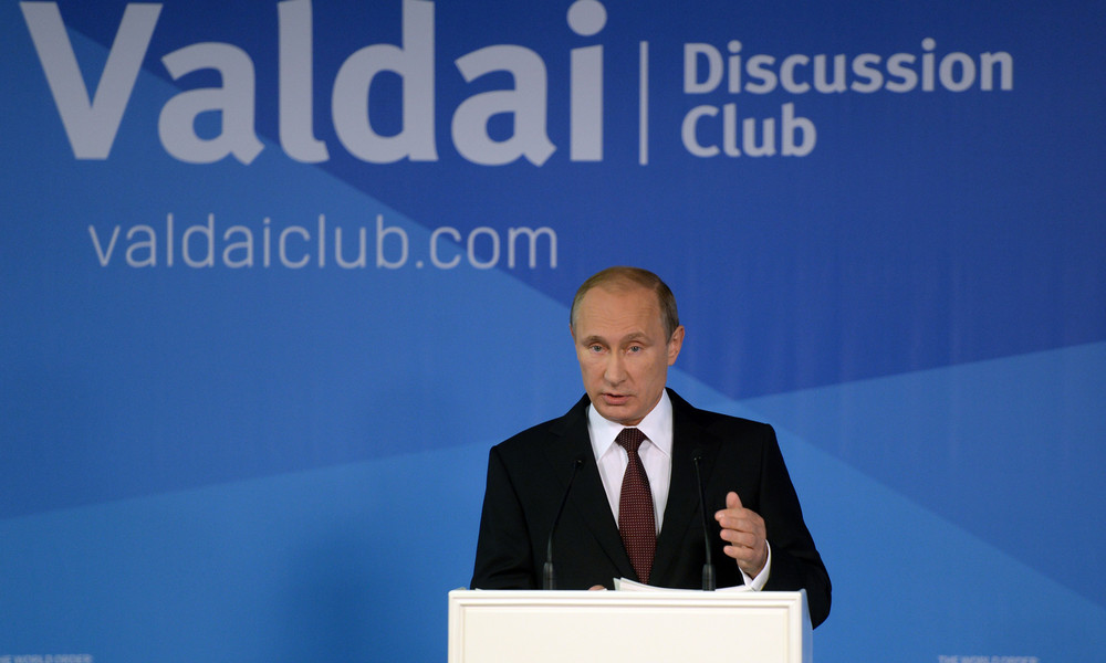 LIVE: Wladimir Putin spricht im Waldai-Klub zu "Lehren aus der Pandemie und eine neue Agenda"