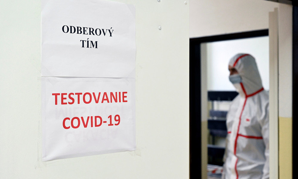 Slowakei will fast die gesamte Bevölkerung in vier Tagen auf Corona testen