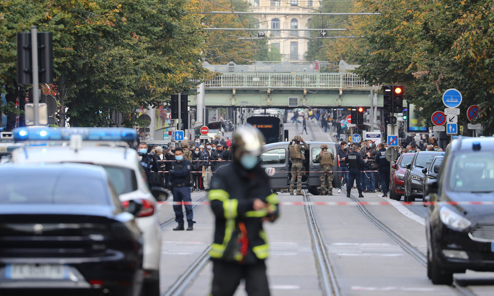 LIVE: #Nizza06 – Mutmaßlicher Terroranschlag in Kirche mit mindestens 3 Toten erschüttert Frankreich