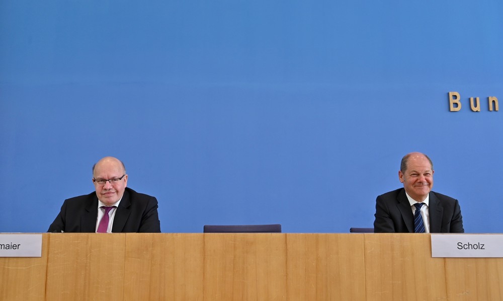 LIVE: Finanzminister Scholz und Wirtschaftsminister Altmaier geben Pressekonferenz zu Corona
