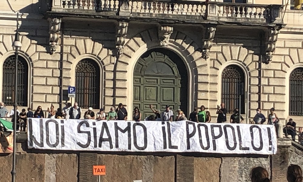 LIVE: Protest gegen neue Corona-Einschränkungen in Mailand