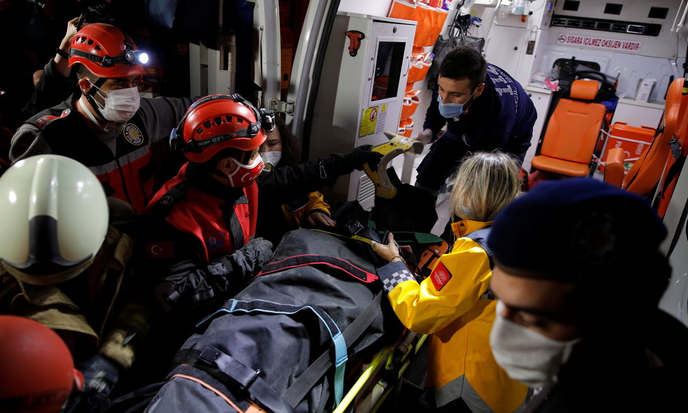 Erdbeben im Ägäischen Meer: Zahl der Todesopfer in der Türkei steigt auf 25