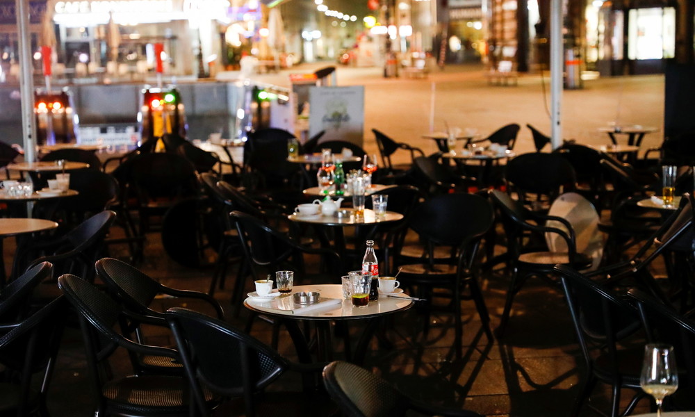 Augenzeugen berichten über Anschlag von Wien: Attentäter schossen gezielt auf Menschen vor Bars
