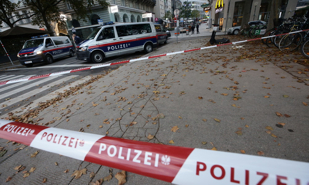 Anschlag in Wien: Sieben Menschen in kritischem Zustand – Herkunft des Täters unklar