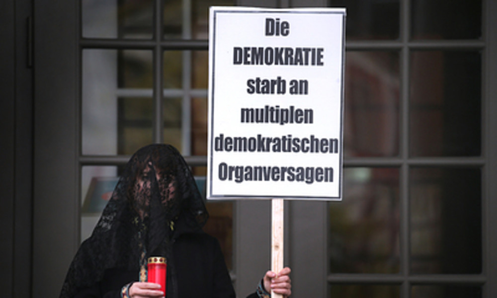 LIVE: Proteste gegen Corona-Maßnahmen in Leipzig