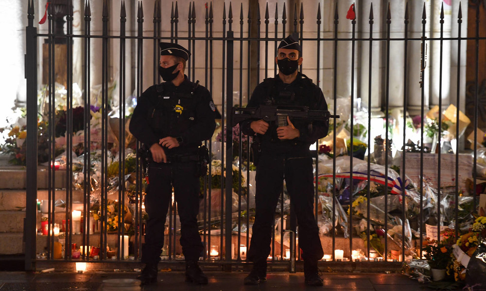 Mutmaßlicher Täter nach Schusswaffenangriff auf Priester in Lyon gefasst
