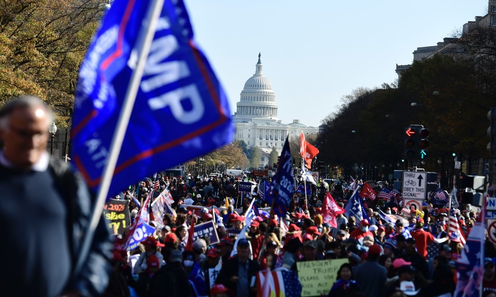 Tausende Trump-Anhänger protestieren in Washington gegen "gestohlene Wahlen"
