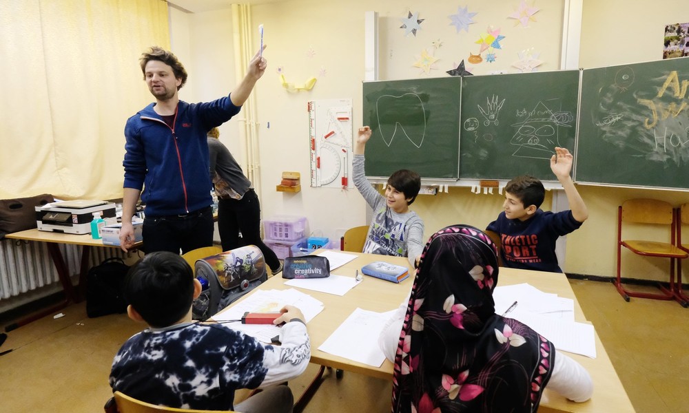 Bundesbildungsministerin Karliczek: Druck muslimischer Schüler auf Lehrer keine Einzelfälle
