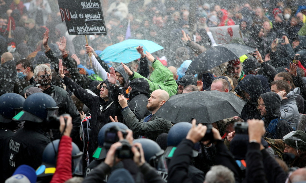 "Aggressiv, schwarze Stunde, hysterisch" – Medienreaktionen auf gestrige Demonstration in Berlin