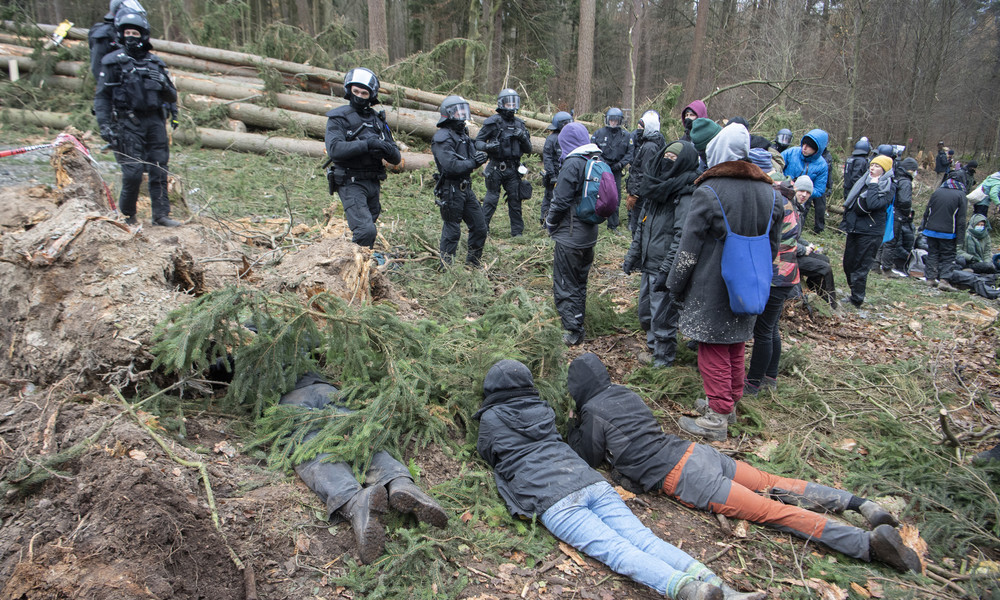 Eskalierende Proteste bei Räumung des Dannenröder Forsts