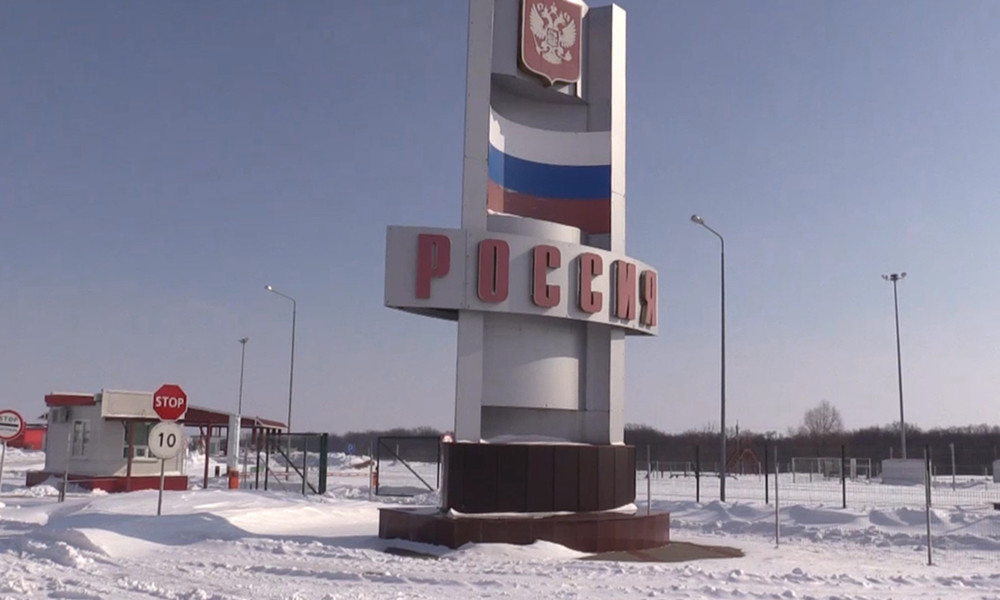 FSB: Drei bewaffnete Menschen stürmen russisch-ukrainische Grenze – ein Angreifer tot