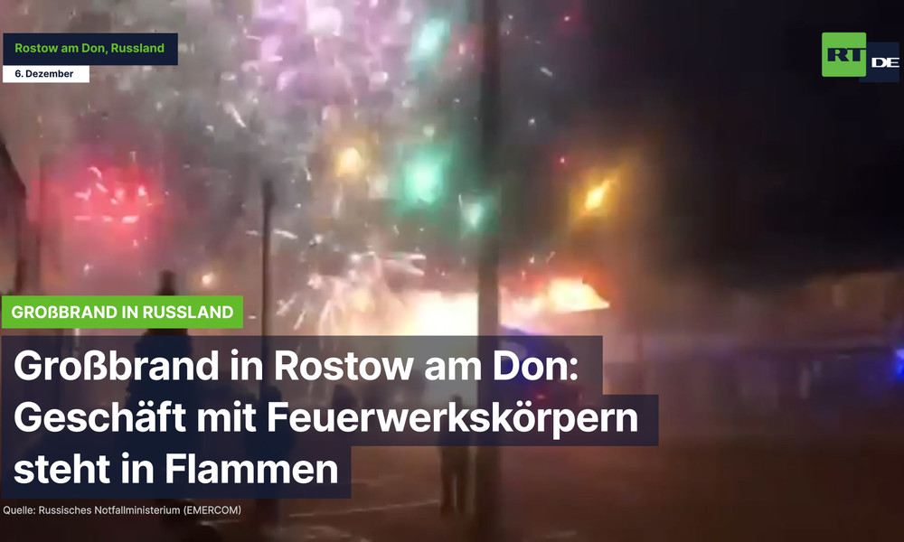 Großbrand in Rostow am Don: Geschäft mit Feuerwerkskörpern steht in Flammen