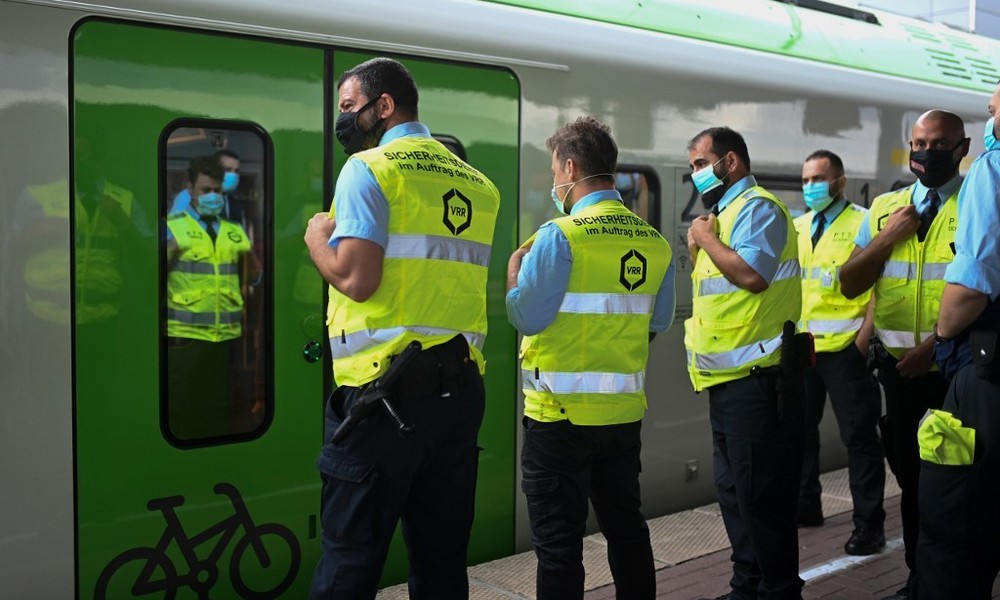 Polizei und Deutsche Bahn starten bundesweite "Offensive" gegen "Maskenmuffel" im ÖPNV