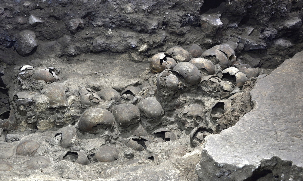 Azteken-Mauer aus Schädeln: Archäologen legen in Mexiko-Stadt weitere 119 Menschenköpfe frei