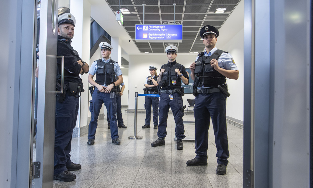 IS-Anhängerin kehrt nach Deutschland zurück – Festnahme am Flughafen wegen Terrorverdachts