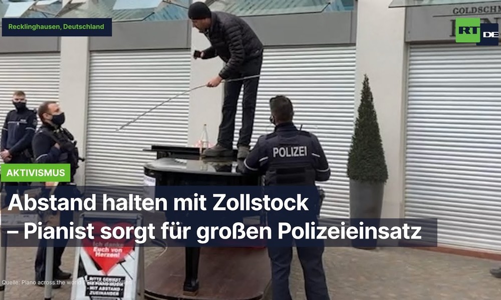 Abstand halten mit Zollstock – Pianist sorgt für großen Polizeieinsatz