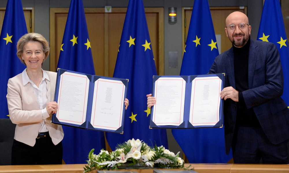 Letzte Hürde genommen: EU-Spitze unterzeichnet Brexit-Handelsabkommen