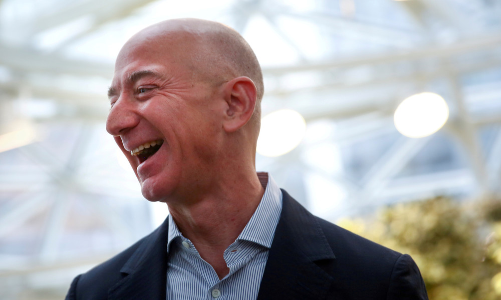 Jeff Bezos geht in die Luft – Amazon-Chef investiert Milliarden in eigene Luftfrachtlogistik