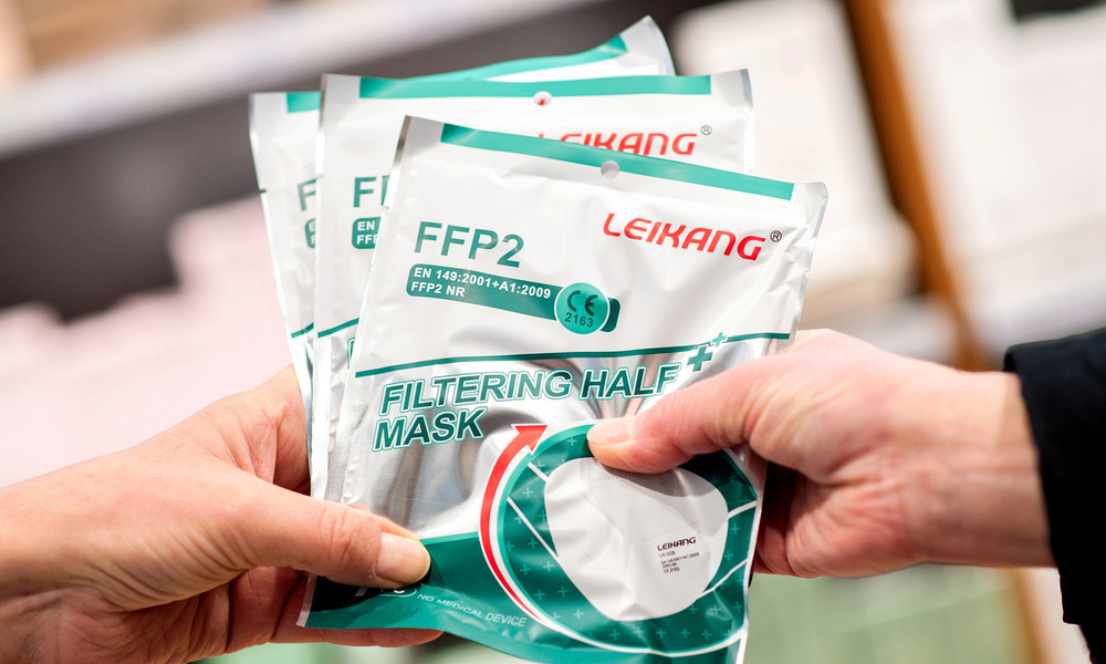 Kampf gegen Coronavirus in Deutschland: Maskenverteilung scheitert an Gutscheinverzögerung