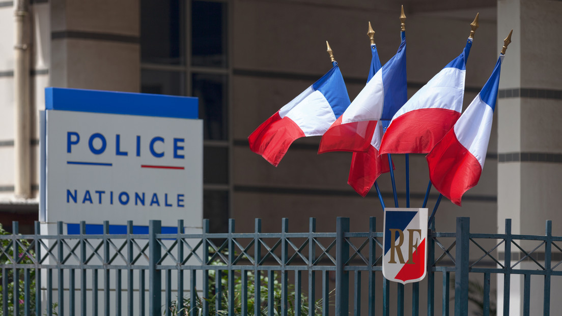 Frankreich: Polizisten feiern illegale Party trotz Corona-Regeln