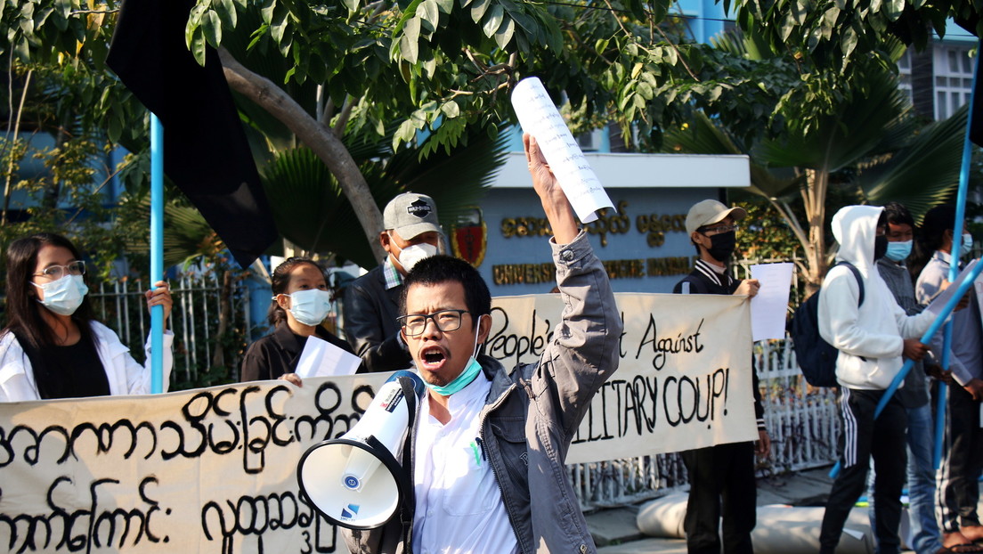 Putsch in Myanmar: Militär blockiert Facebook wegen zunehmender Proteste