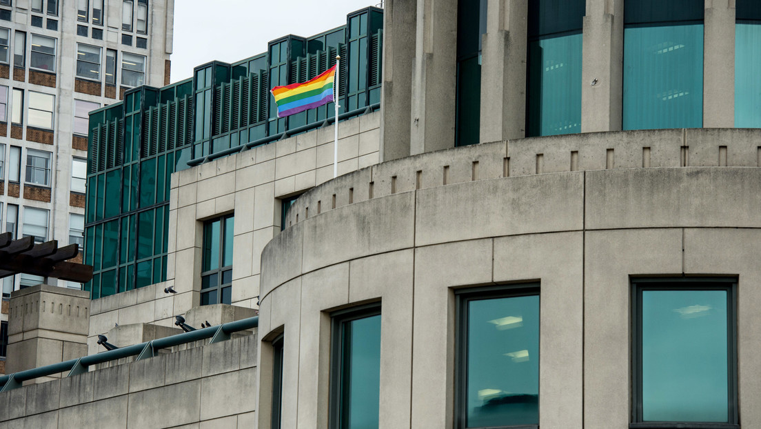 Britischer Geheimdienst MI6 entschuldigt sich für Arbeitsverbot für Homosexuelle
