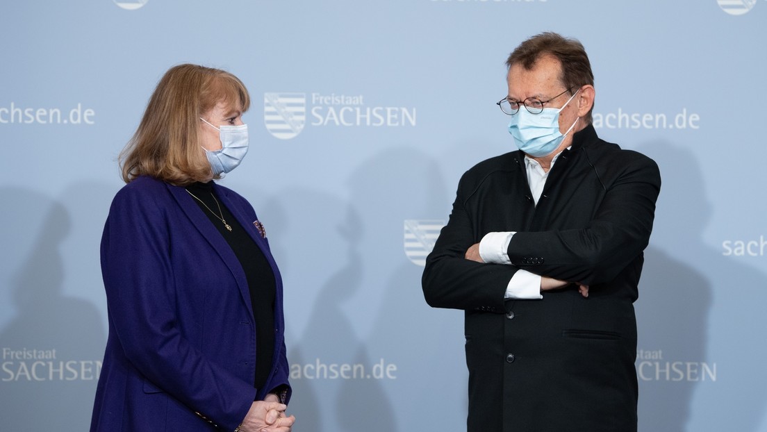 Sachsen stoppt Impfungen mit AstraZeneca und BioNTech und denkt über russischen Impfstoff nach
