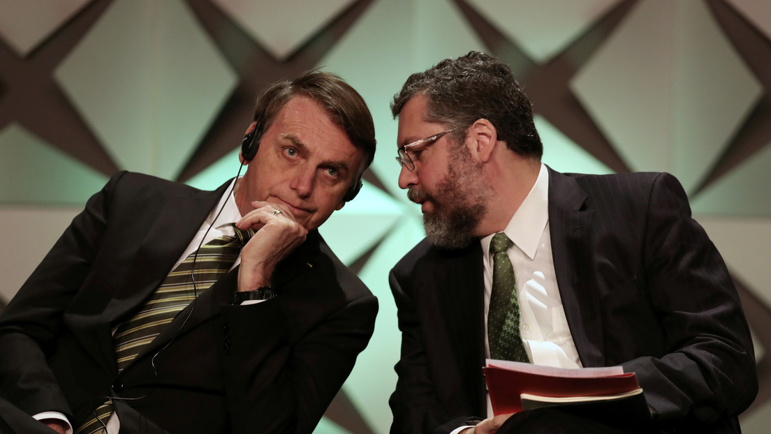 Nach Druck wegen Corona-Krisenmanagement: Brasiliens Präsident Bolsonaro bildet Kabinett um