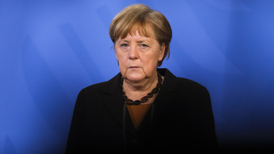 Umfrage: Große Mehrheit der Deutschen zweifelt an Merkels Impfversprechen