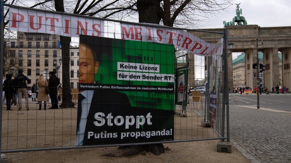 Berlin: Protestcamp für Freilassung Nawalnys am Brandenburger Tor