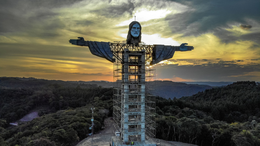 Höher als in Rio de Janeiro: Neue Jesus-Statue in Brasilien