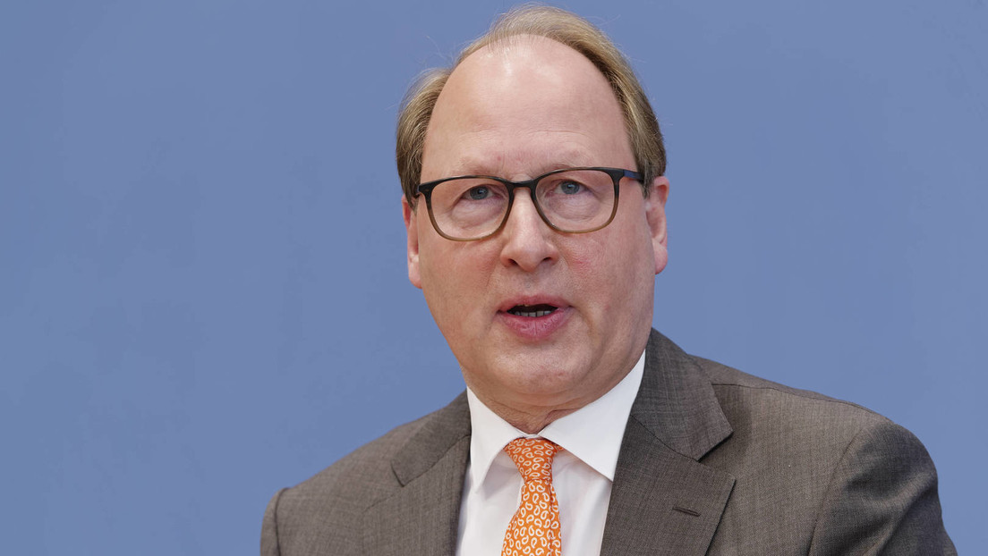 Handelsverband-Boss Stefan Genth droht mit Verfassungsbeschwerde gegen "Notbremse"