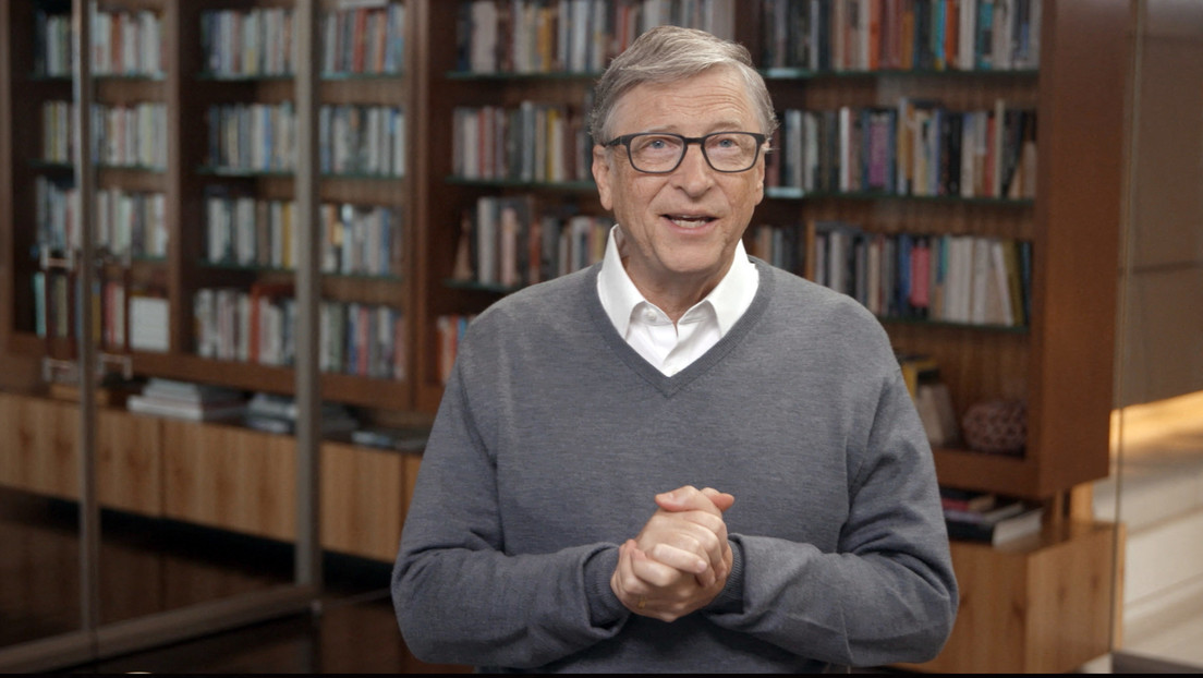 Bill Gates meldet baldige Überschüsse an Corona-Impfstoffen und Normalisierung bis Ende 2022