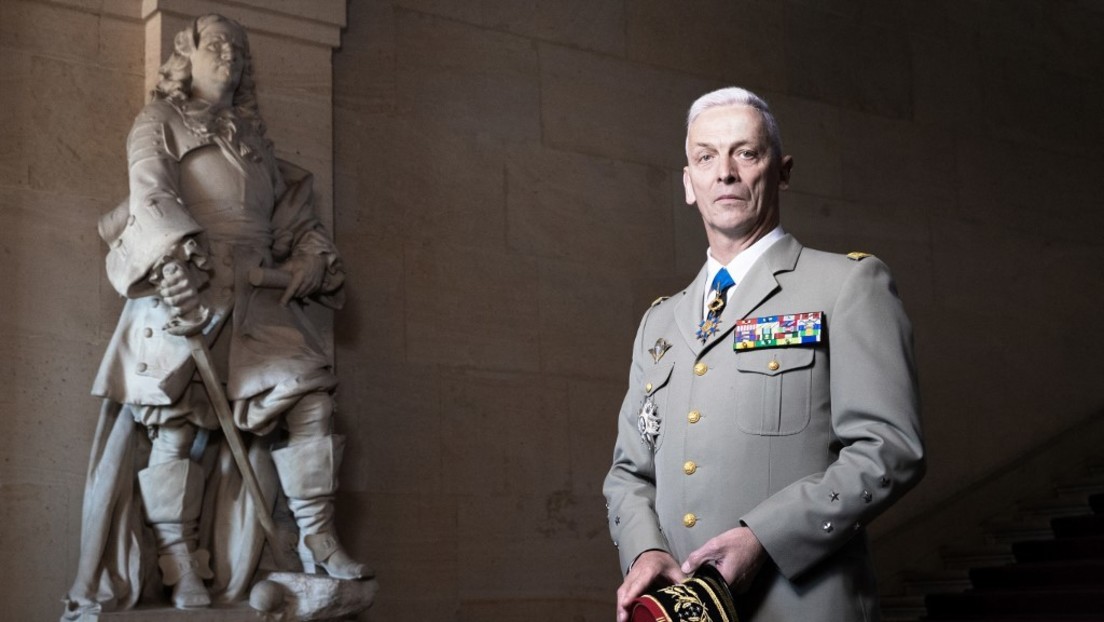 Nach "Bürgerkrieg"-Brief: Französischer Stabschef fordert beteiligte Soldaten zur Kündigung auf