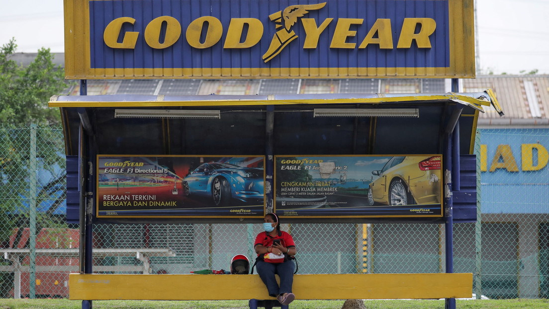 Unbezahlte Löhne, exzessive Überstunden: Schwere Vorwürfe gegen Goodyear in Malaysia