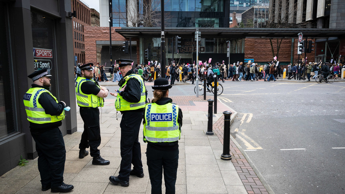Professionalität statt Tugend: Polizeichef von Manchester widersetzt sich dem "Woke"-Mainstream