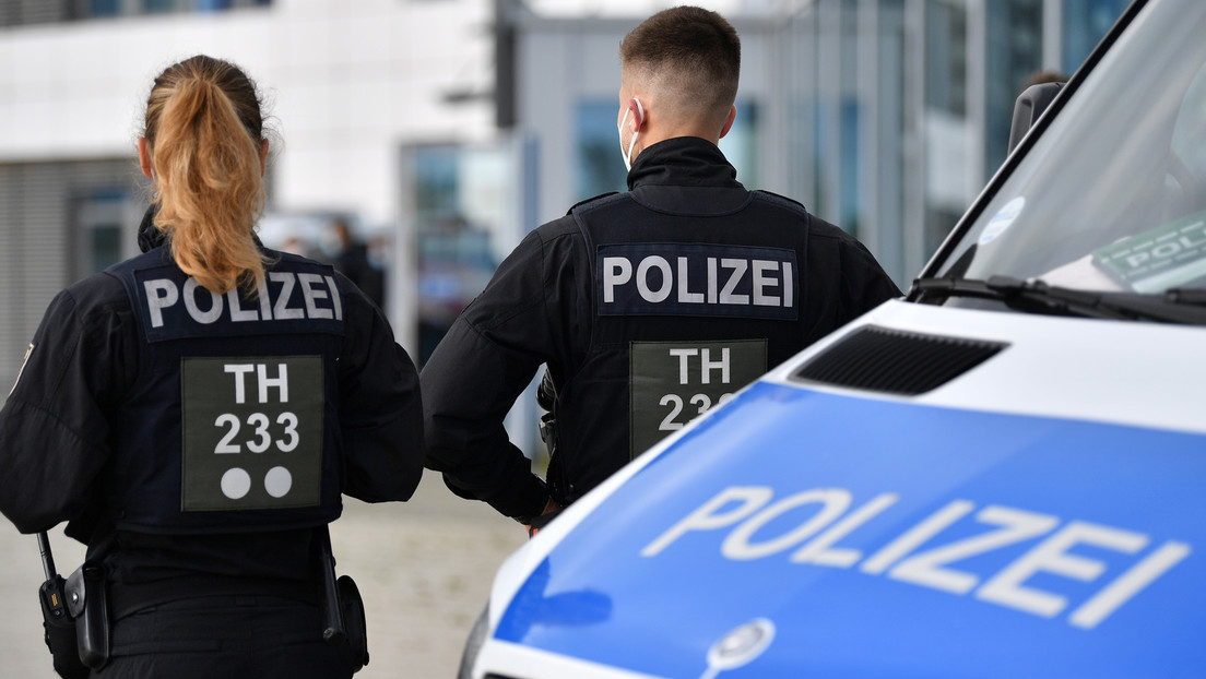 Zwei Menschen in Erfurt offenbar mit Messer angegriffen und verletzt – Täter auf der Flucht